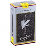 10V1235 Vandoren V12 Clarinet Reeds 3.5 (10 ct. Box)