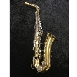 Buescher ARISTOCRAT Alto Saxophone